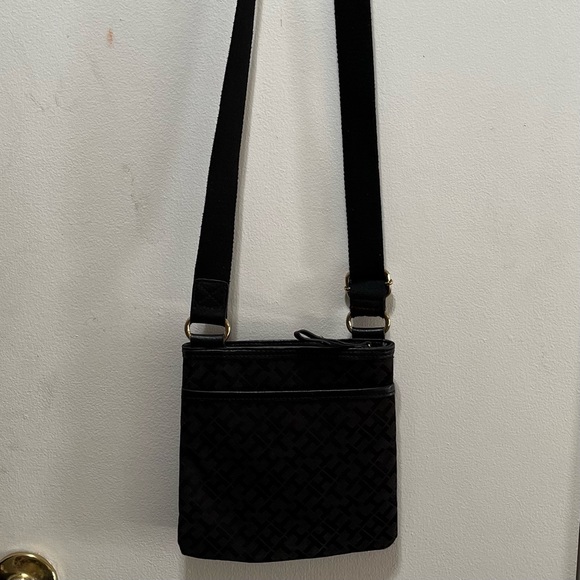 TOMMY HILFIGER Black Canvas with Leather Trim Crossbody Bag/Purse/Tote/Pouch - Picture 6 of 11